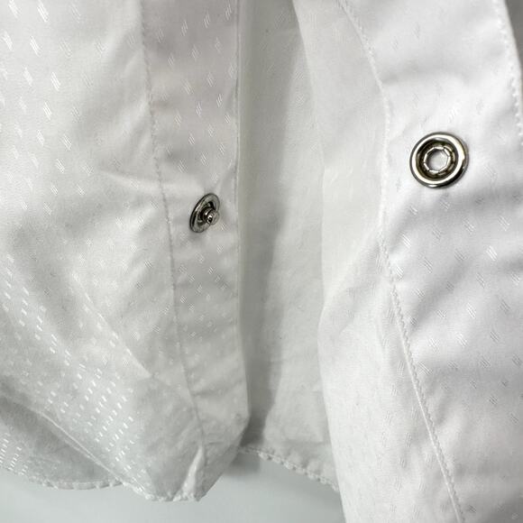 Karl Lagerfeld Paris pearl snap textured button down shirt in white Size XXL - Picture 6 of 12